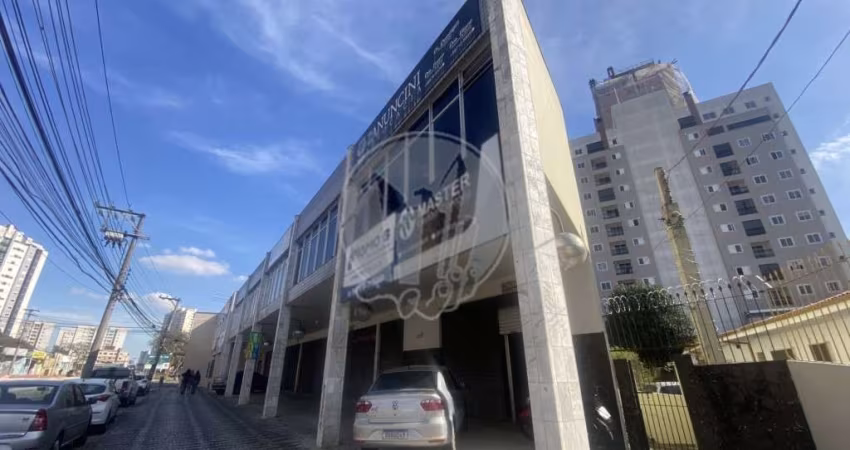 Conjunto Comercial para alugar, 30.50 m2 por R$1100.00  - Novo Mundo - Curitiba/PR