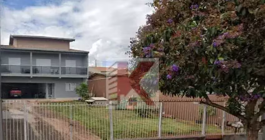 Sobrado Residencial Jardim California 240m2 útil 3 Quartos, 3 Vagas de Garagem, 336m2 Terreno.