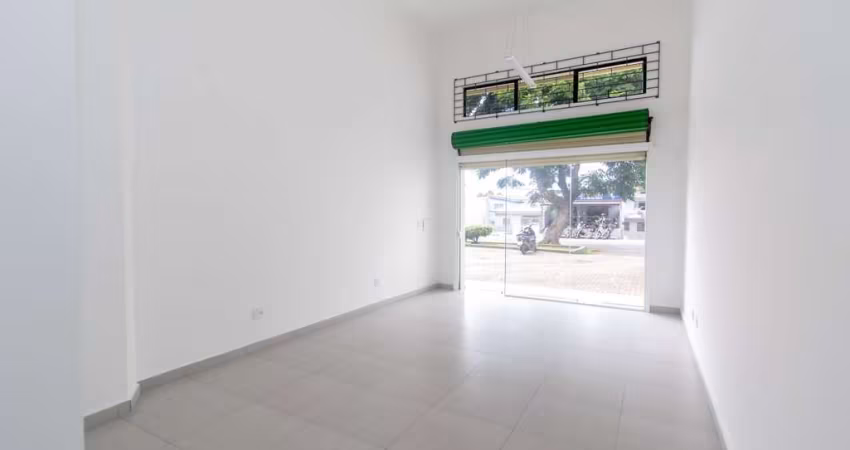 Loja para alugar, 31 m² por R$ 1.219,63/mês - Cajuru - Curitiba/PR