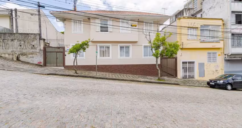 Casa com 8 quartos à venda na Rua Ébano Pereira, 412/424, Centro, Curitiba