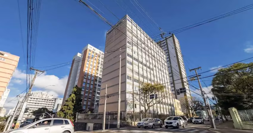 Apartamento com 3 quartos sendo 1 suíte no alto da xv