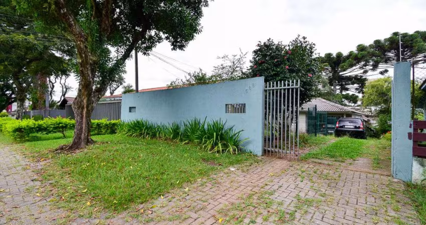 Terreno com 715m² no Água Verde