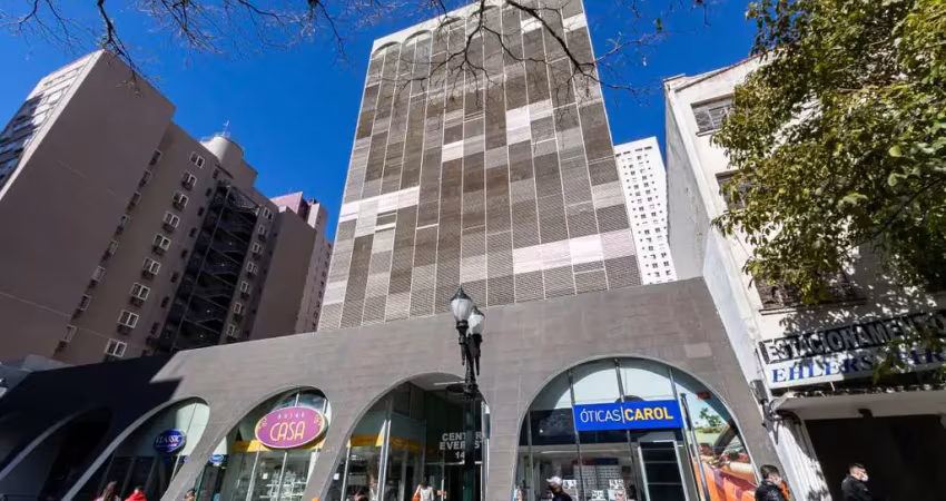 Sala comercial com 2 salas à venda na Rua Comendador Araújo, 143, Centro, Curitiba