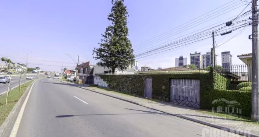Casa Comercial, no Cristo Rei, com 264,28m²