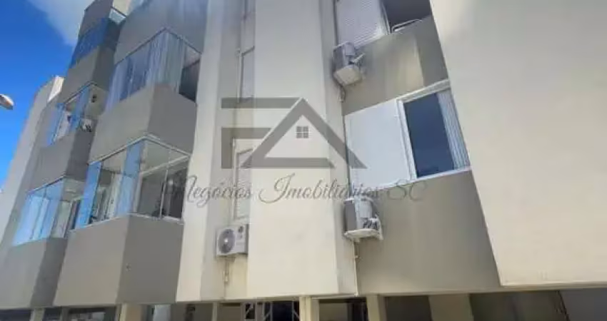 Apartamento a venda no bairro Capooeiras 03 dormitórios em Florianópolis/SC