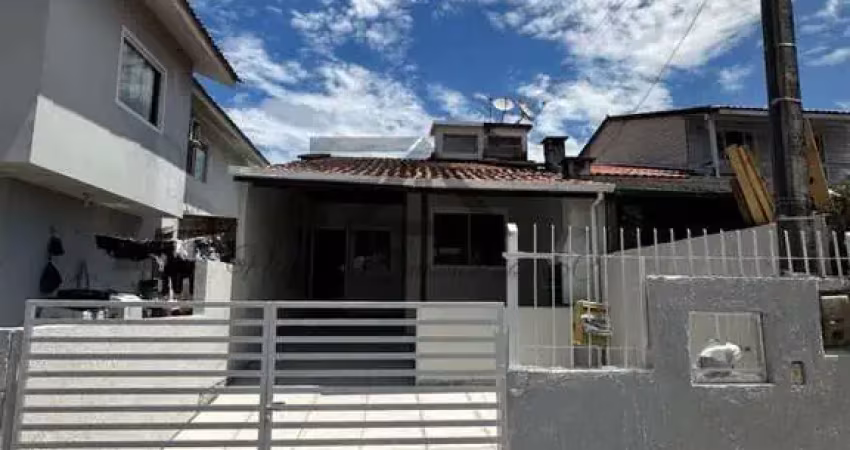 Casa a venda 02 dormitórios no bairro bela vista na cidade de palhoça sc.