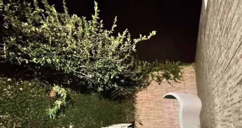 Sobrado a venda 02 dormitorios com piscina no bairro ipiranga em são josé