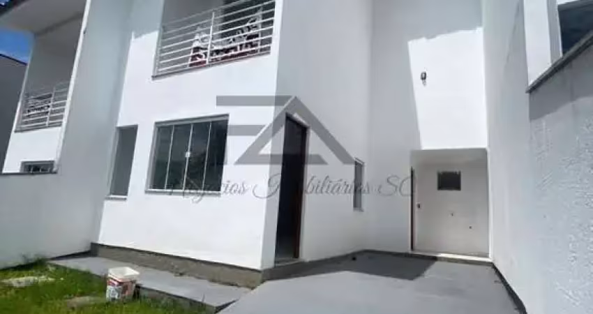 Casa a venda 02 dormitórios no bairro potecas, na cidade de são josé sc