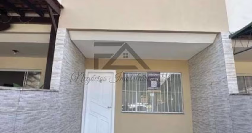 Sobrado para Venda em Palhoça, São Sebastião, 2 dormitórios, 1 banheiro, 2 vagas