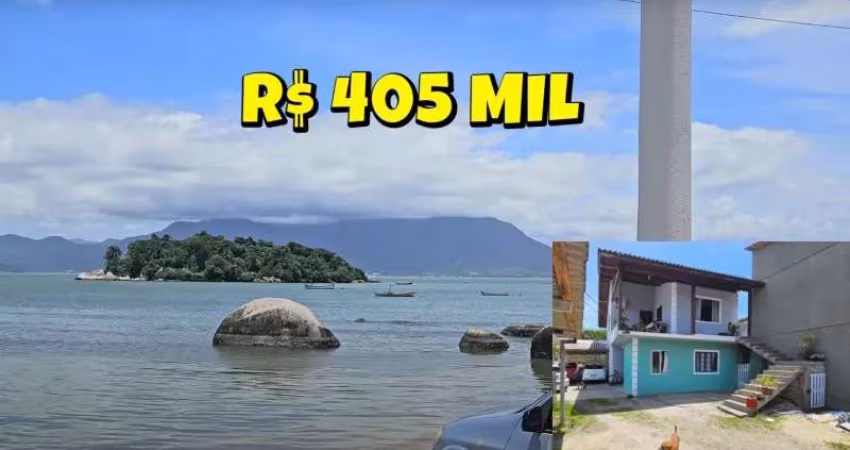[681] CASA DE DOIS ANDARES PERTO DA PRAIA E DO AEROPORTO EM FLORIANÓPOLIS | TROCA POR SÍTIO