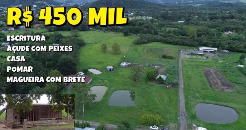 [764] CHÁCARA EM NOVA HARTZ, COM 10000 M², ESCRITURADA, COM CASA, GALPÃO, MANGUEIRA, PEQUENO POMAR