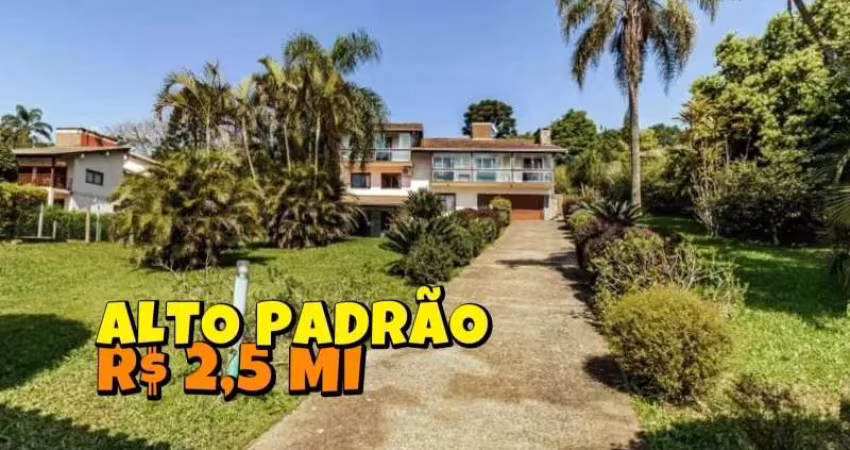 [584] CASA DE ALTO PADRÃO NO CONDOMINIO PARAGEM VERDE DOS VERDES CAMPOS, CERCADA, A UMA QUADRA DO LAGO