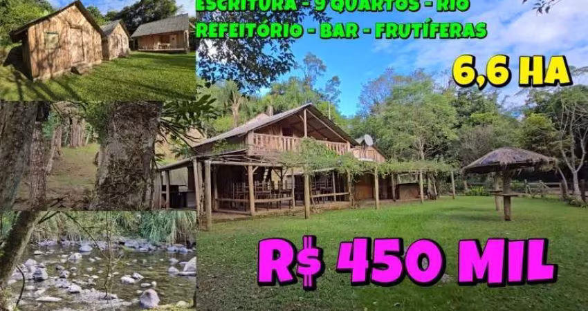 [839] POUSADA EM MAQUINÉ, ESCRITURADA, COM 6,6 HA, 2 CHALÉS, BAR, REFEITÓRIO, UMA CASA E MUITAS FRUTÍFERAS