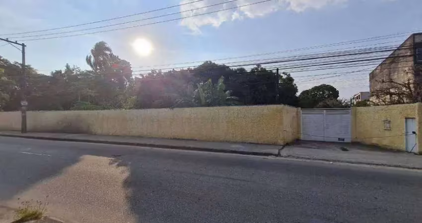 Área na avenida cesário de melo; terreno em campo grande.