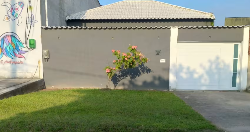 Casa linear com 3 quartos na estrada do moinho