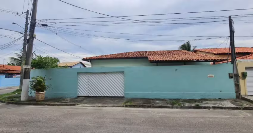 Casa linear de condomínio; casa próximo ao park shopping
