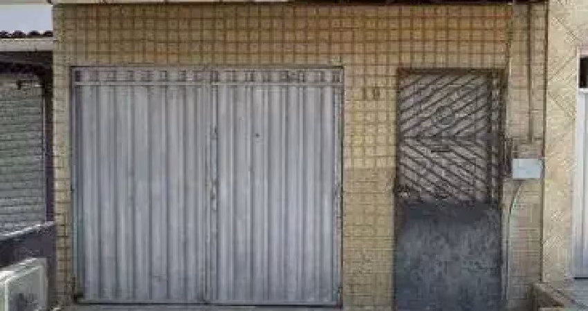 Casa com 2 quartos à venda na Vila Humberto, 19, Mondubim, Fortaleza