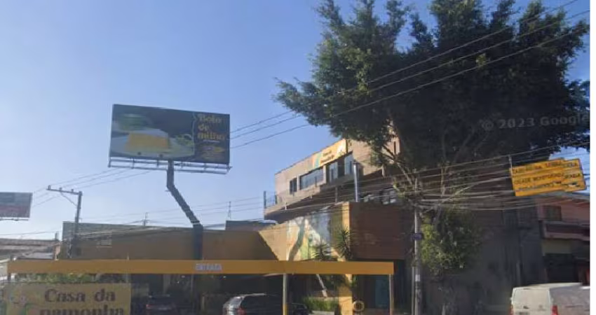 Prédio à venda na Rodovia Regis Bittencourt, Jardim Wanda, Taboão da Serra