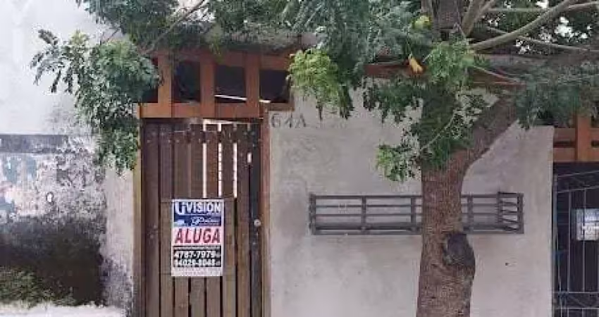 Casa com 2 quartos para alugar na Rua Marrocos, Parque Monte Alegre, Taboão da Serra