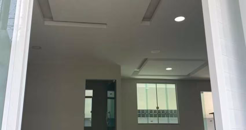 Jacarepagua, Taquara, linda casa duplex, 4 quartos + escritorio, 2 vagas, area gourmet, condominio, fino acabamento