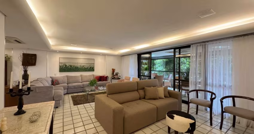 Apartamento à venda no Edifício Carla Dias em Boa Viagem com 4 quartos