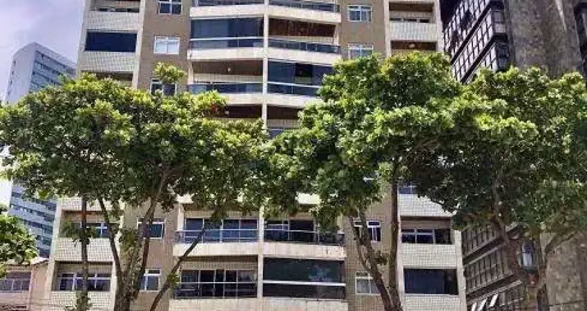 Apartamento à venda no edifício alvaro costa em boa viagem, com 413m², beira-mar, 6 quartos e 5 suítes