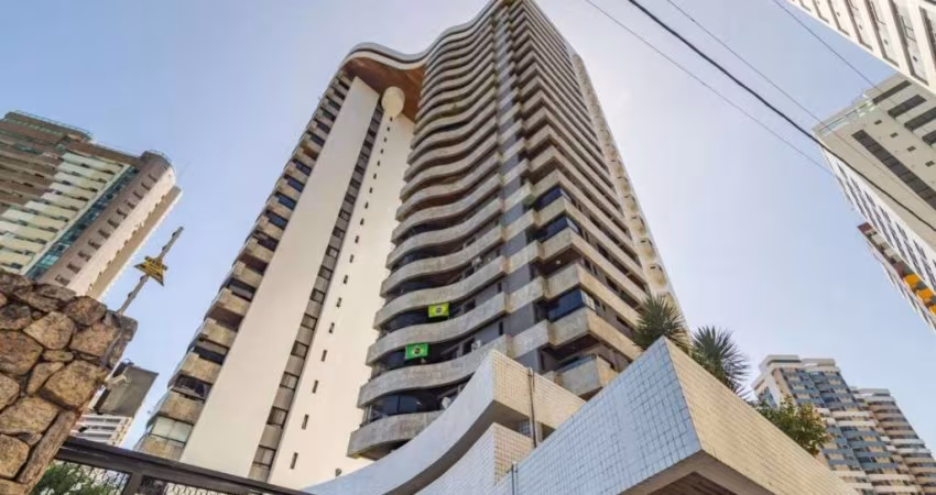 Apartamento  à venda em Piedade com 4 quartos