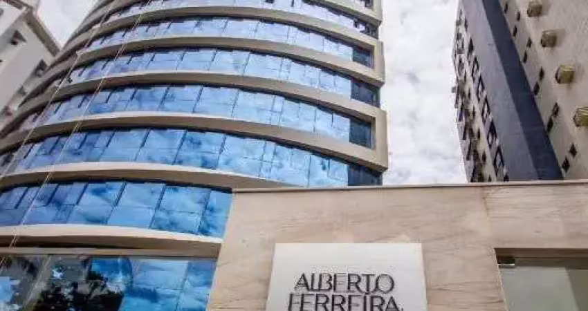 Apartamento na Avenida Boa Viagem à venda