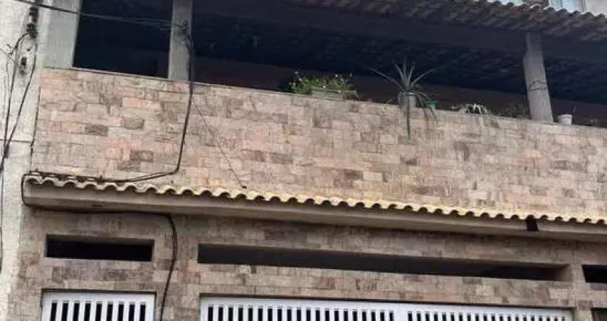 Casa em Condomínio para Venda em Niterói, Fonseca, 5 dormitórios, 1 suíte, 2 banheiros, 2 vagas