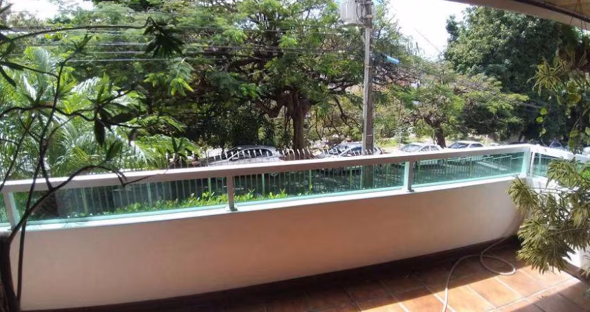 Apartamento para venda tem 125 metros quadrados com 3 quartos em Graça - Salvador - BA