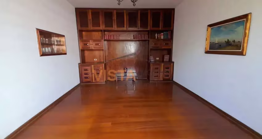 Casa com 3 quartos à venda na Rua Benedito Araújo, Centro, São João da Boa Vista