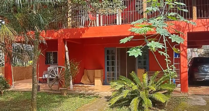 Casa em Condomínio Granja Carneiro