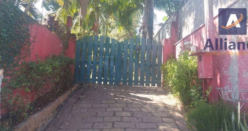 Chácara com 2 dormitórios à venda, 845 m² por R$ 665.000,00 - Monterrey - Louveira/SP