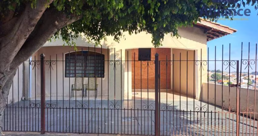 Casa com 3 dormitórios à venda, 274 m² por R$ 750.000,00 - Santo Antônio - Louveira/SP