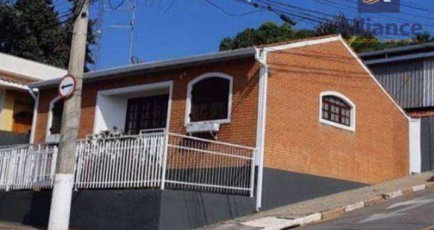 Casa com 3 dormitórios para alugar, 340 m² por R$ 8.500,00/mês - Vila Nova - Louveira/SP