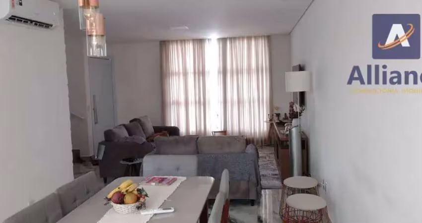 Casa com 3 dormitórios à venda, 122 m² por R$ 1.050.000,00 - Condomínio Santa Brígida - Louveira/SP
