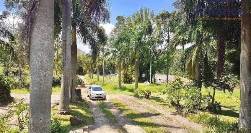 Chácara com 8 dormitórios, 45000 m² - venda por R$ 3.200.000,00 ou aluguel por R$ 12.200,00/mês - Cururu - Cabreúva/SP