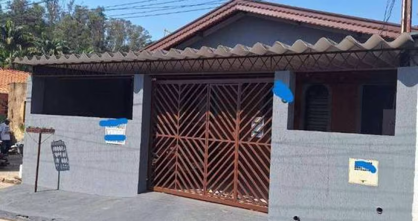 Casa com 3 dormitórios à venda, 140 m² por R$ 650.000,00 - Canudos - Vinhedo/SP