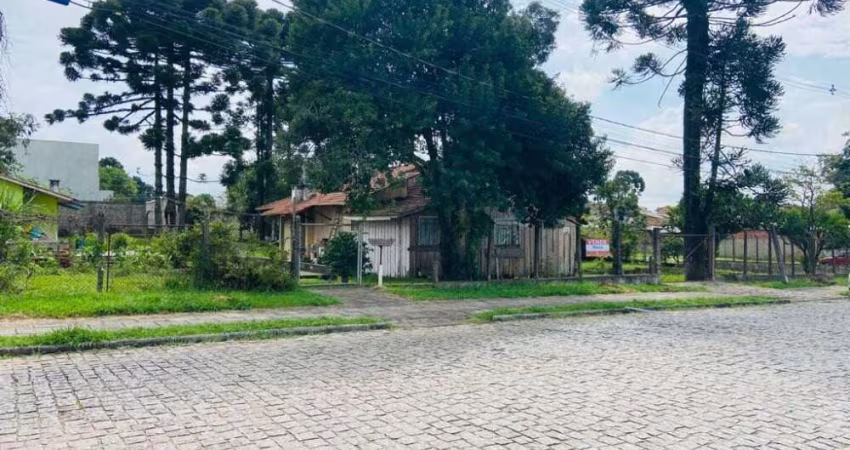 Terrenos com Lotes no Bairro Guatupê