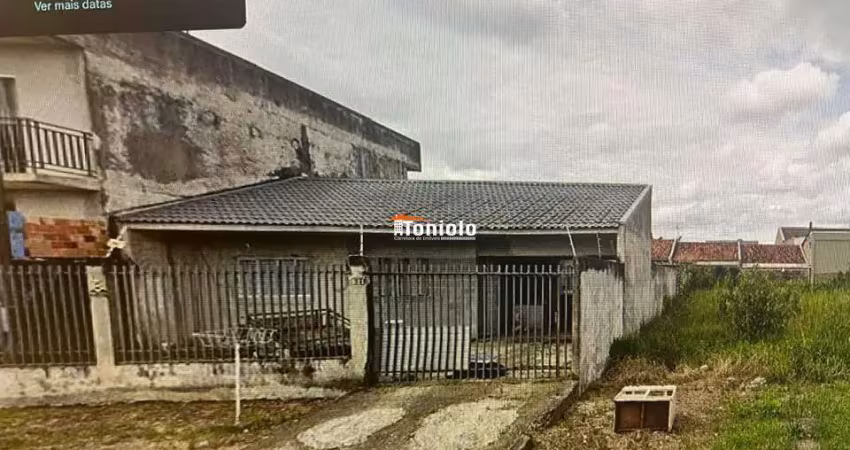 Casa à venda na Rua Celestina Escolaro Foggiatto, Cruzeiro, São José dos Pinhais
