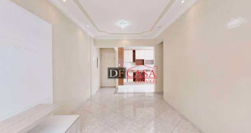 Apartamento em Parque Boturussu
