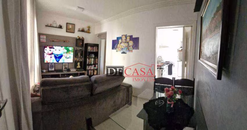 Apartamento em Vila Carmosina