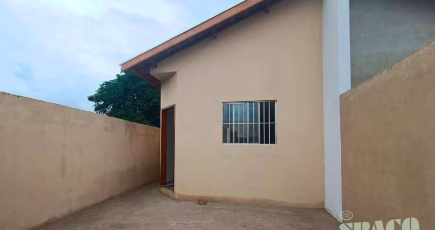 Casa com 2 dormitórios à venda, 52 m² por R$ 200.000,00 - Araretama - Pindamonhangaba/SP