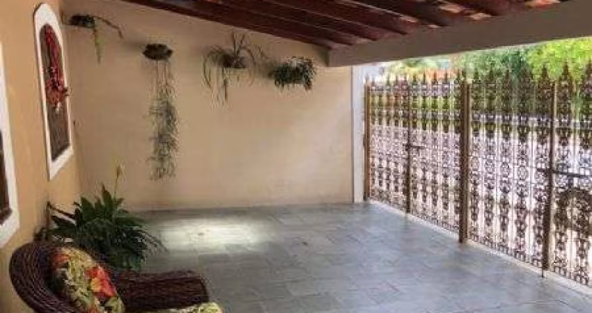 Casa à venda térrea com 2 quartos e quintal com Edícula Jardim Pacaembu -Jundiaí