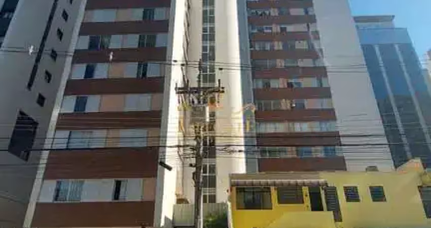 Prédio para alugar na Rua Augusto Severo, Alto da Glória, Curitiba