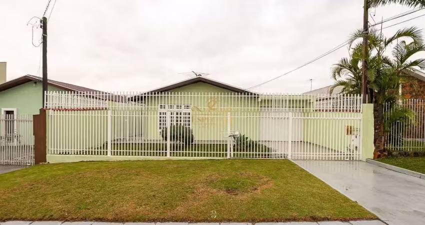 Casa com 3 quartos para alugar na Rua Coronel Cypriano Gomes da Silveira, Xaxim, Curitiba