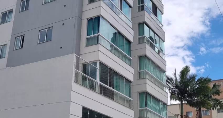Apartamento Mobiliado na Meia Praia