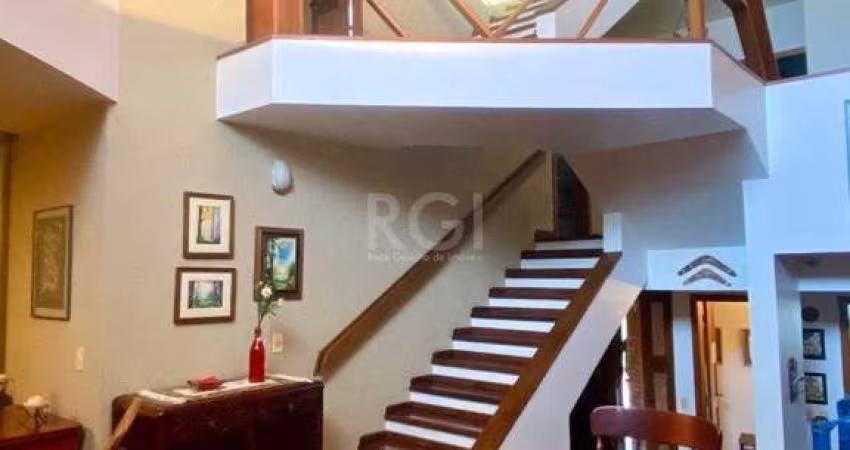 Casa Condominio para Venda - 359m², 4 dormitórios, sendo 1 suites, 4 vagas - Cristal