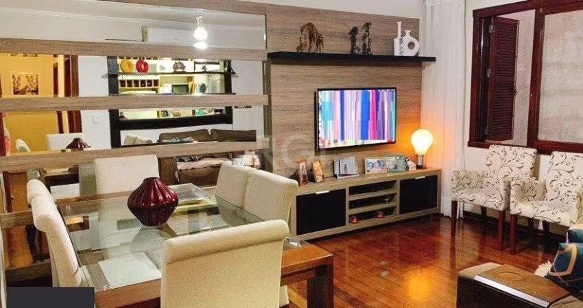 Apartamento no bairro Auxiliadora de 3 dormitórios e vaga