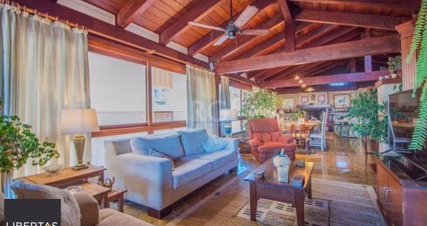 Apartamento duplex em Petropolis